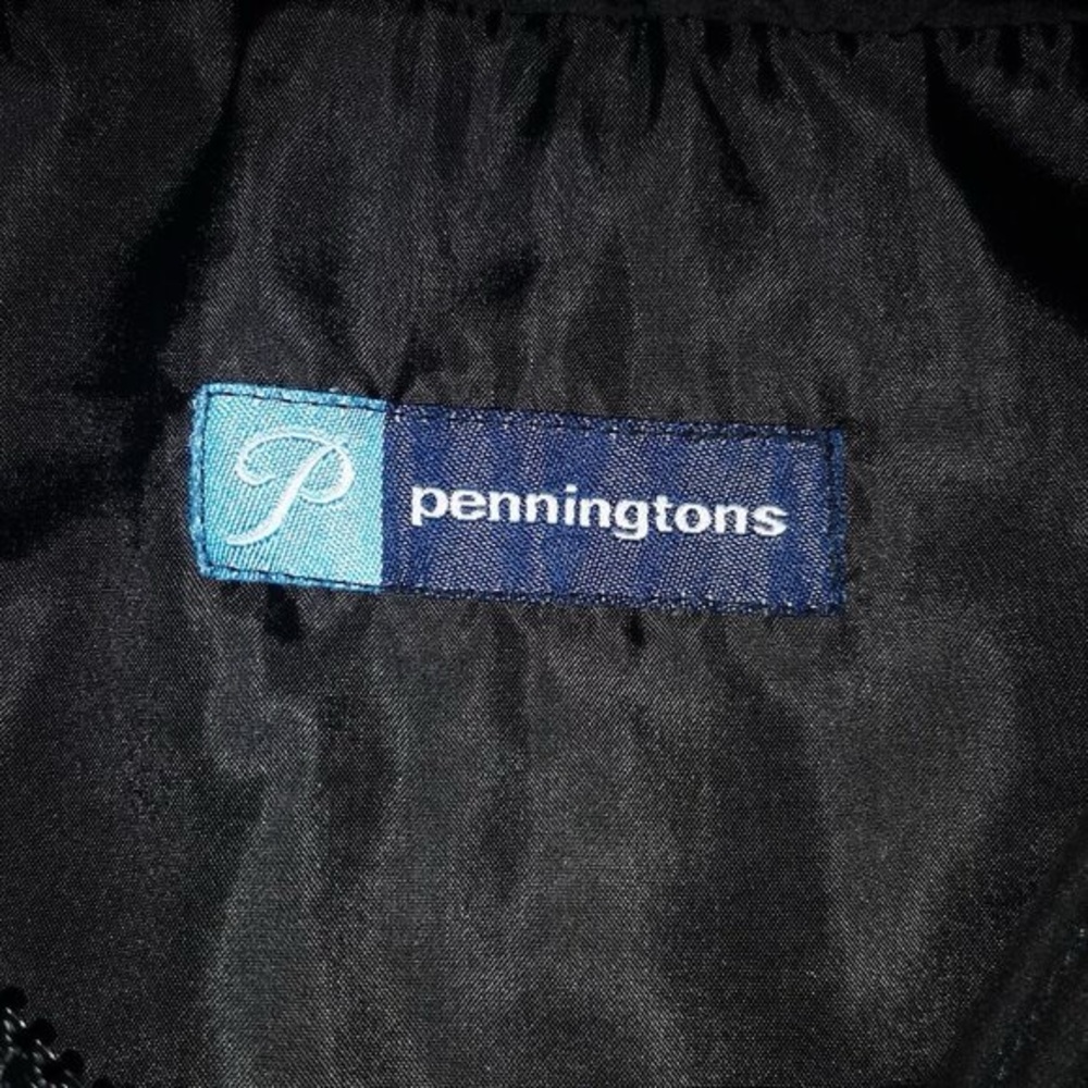 Penningtons Ladies Black Full Zip Lightweight Puff Vest - Picture 3 of 7
